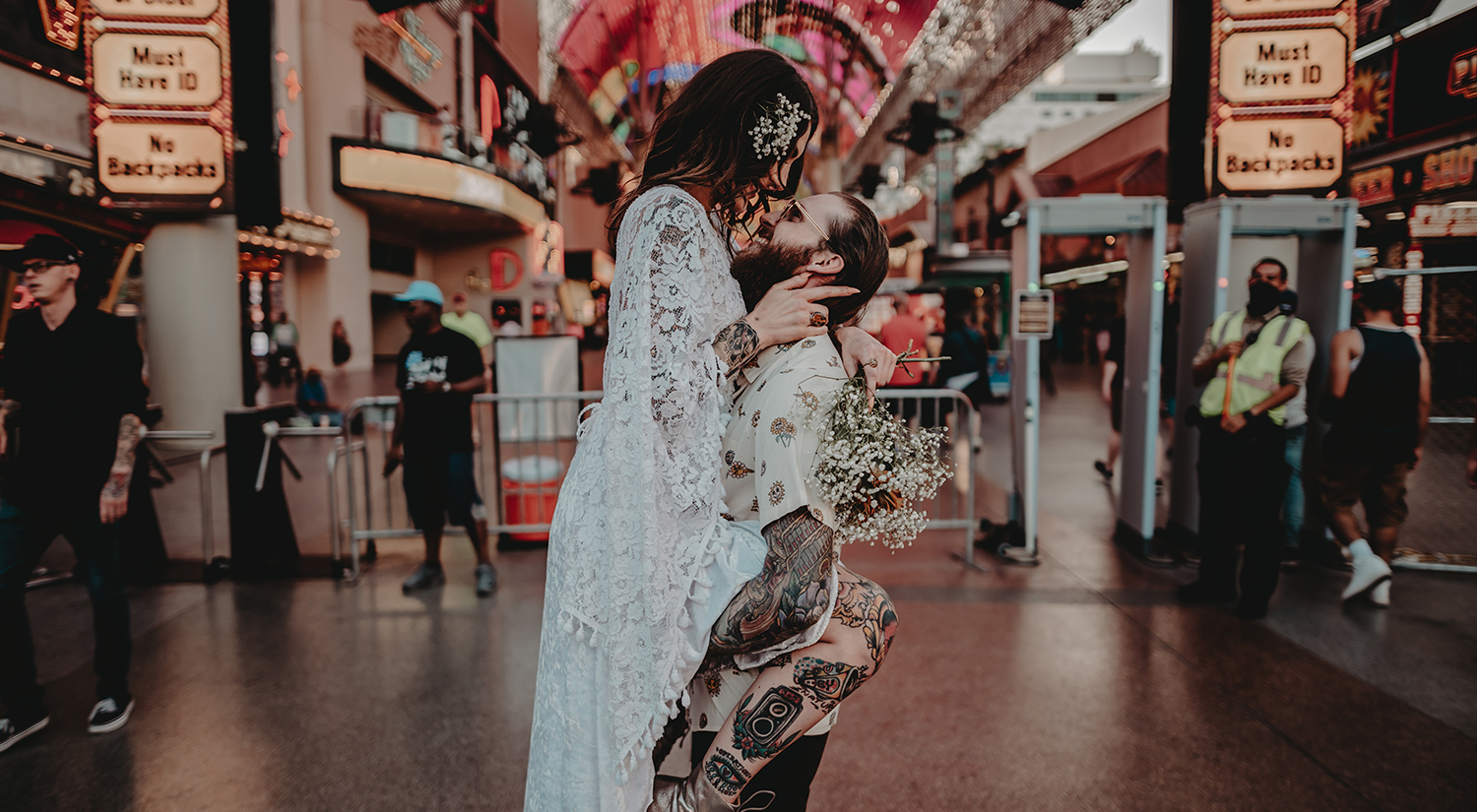 A Las Vegas wedding with a tattooed couple