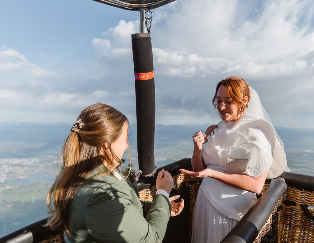 hot air ballon wedding vows
